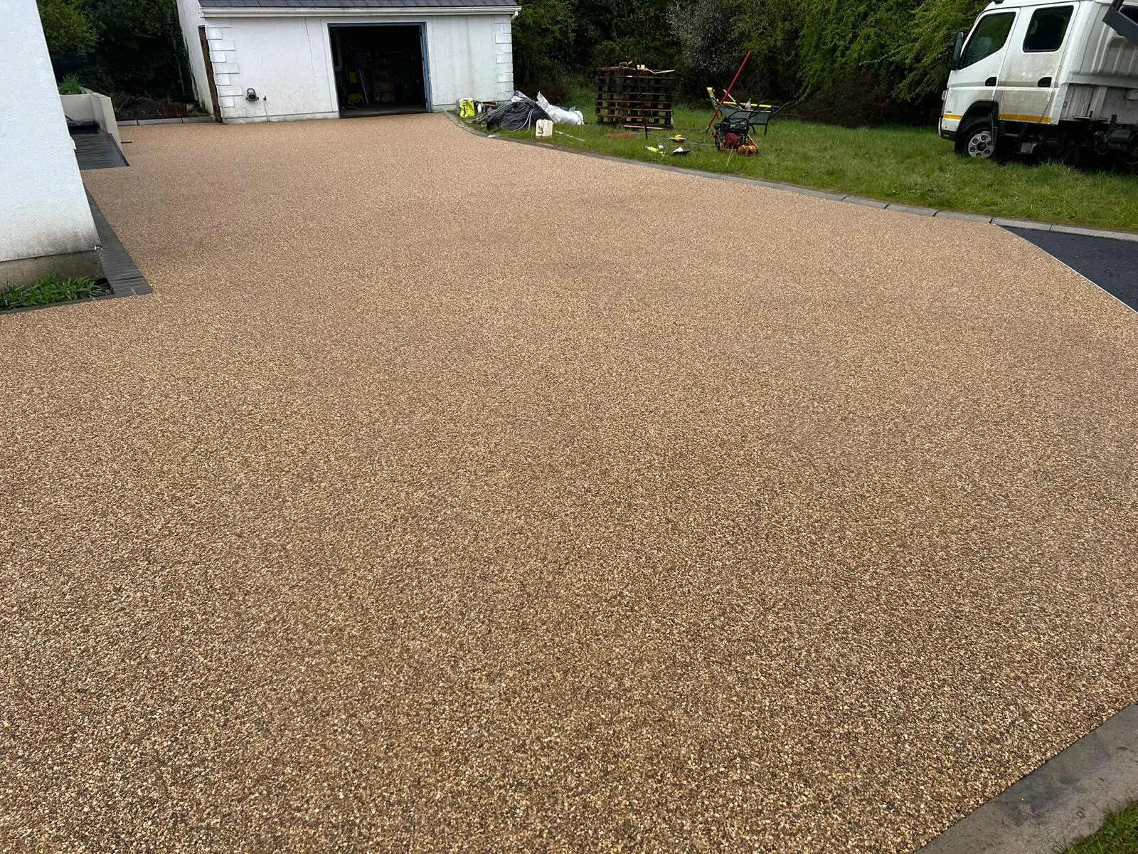 Berkley Drives and Patios Works